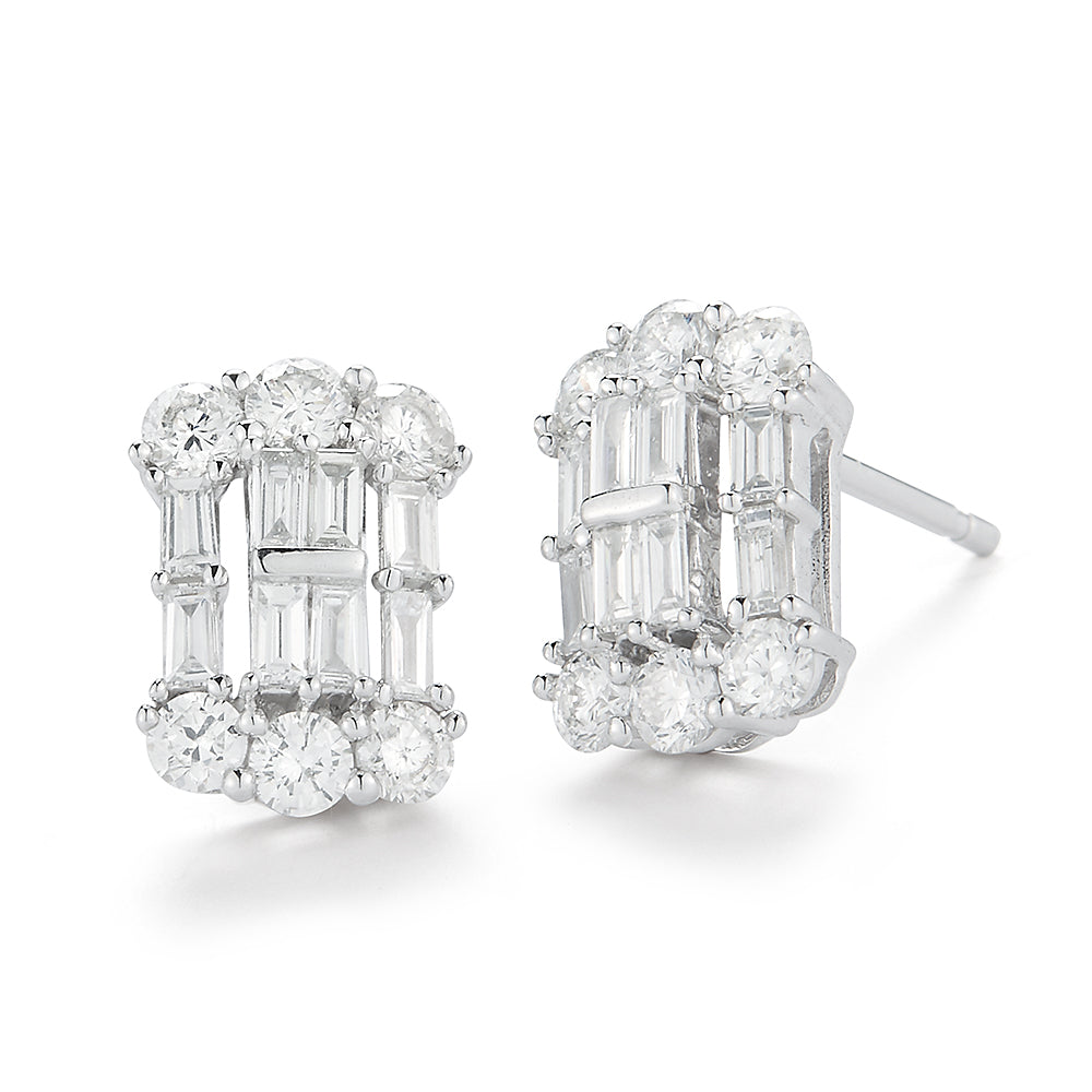 CLASSIC DESIGN ROUND & BAGUETTE DIAMOND EARRINGS IN 0.94CT