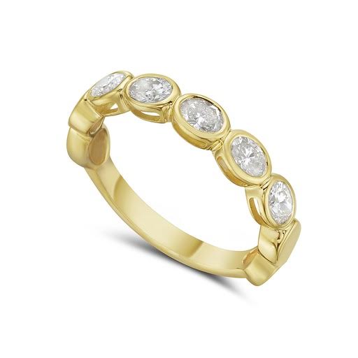 18k band with 5 diamonds 0.75ct