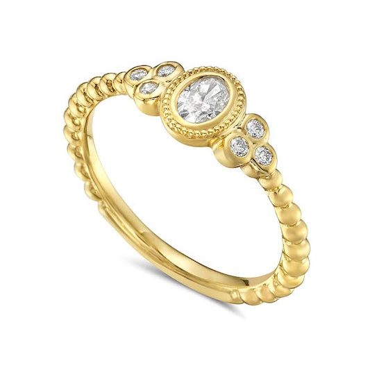 14ky ring with 6 round diamonds 0.07ct & 1 oval cut 0.20ct, t.w. 0.27ct