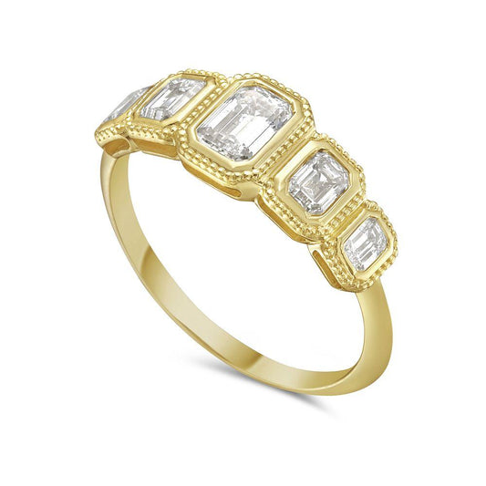 14k ring 1 ec diamond 0.40ct, 2 ec diamonds 0.30ct & 2 ec diamonds 0.14ct t.w. 0.84ct