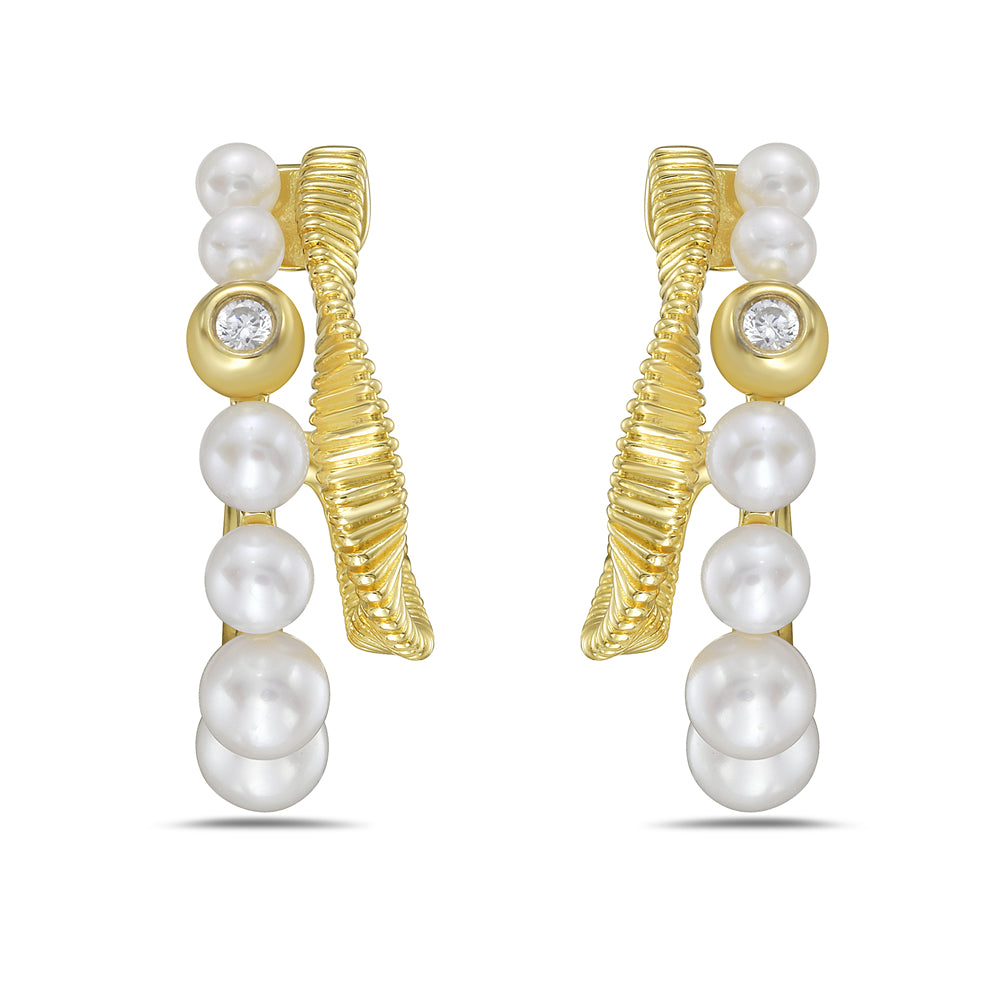 14KY earrings with 12 fresh water pearls 2.68ct tw and 2 diamonds 0.03ct tw 5.5