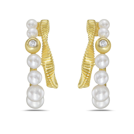 14KY earrings with 12 fresh water pearls 2.68ct tw and 2 diamonds 0.03ct tw 5.5