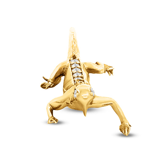 14k lizard pendant with 9 diamonds 0.065ct on 18 inches chain