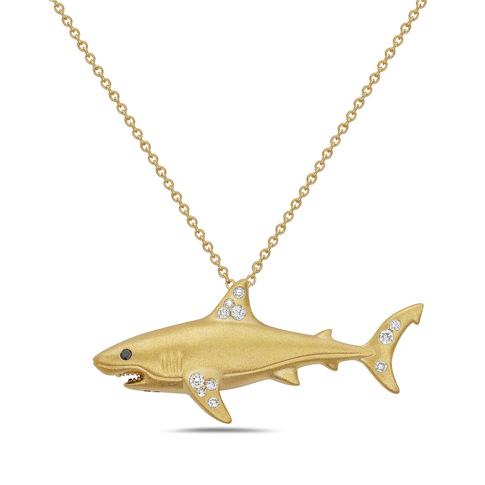 14k 38x15mm shark pendant with 11 diamonds 0.145ct & 1 black diamond 0.015ct on 18 inches cable chain