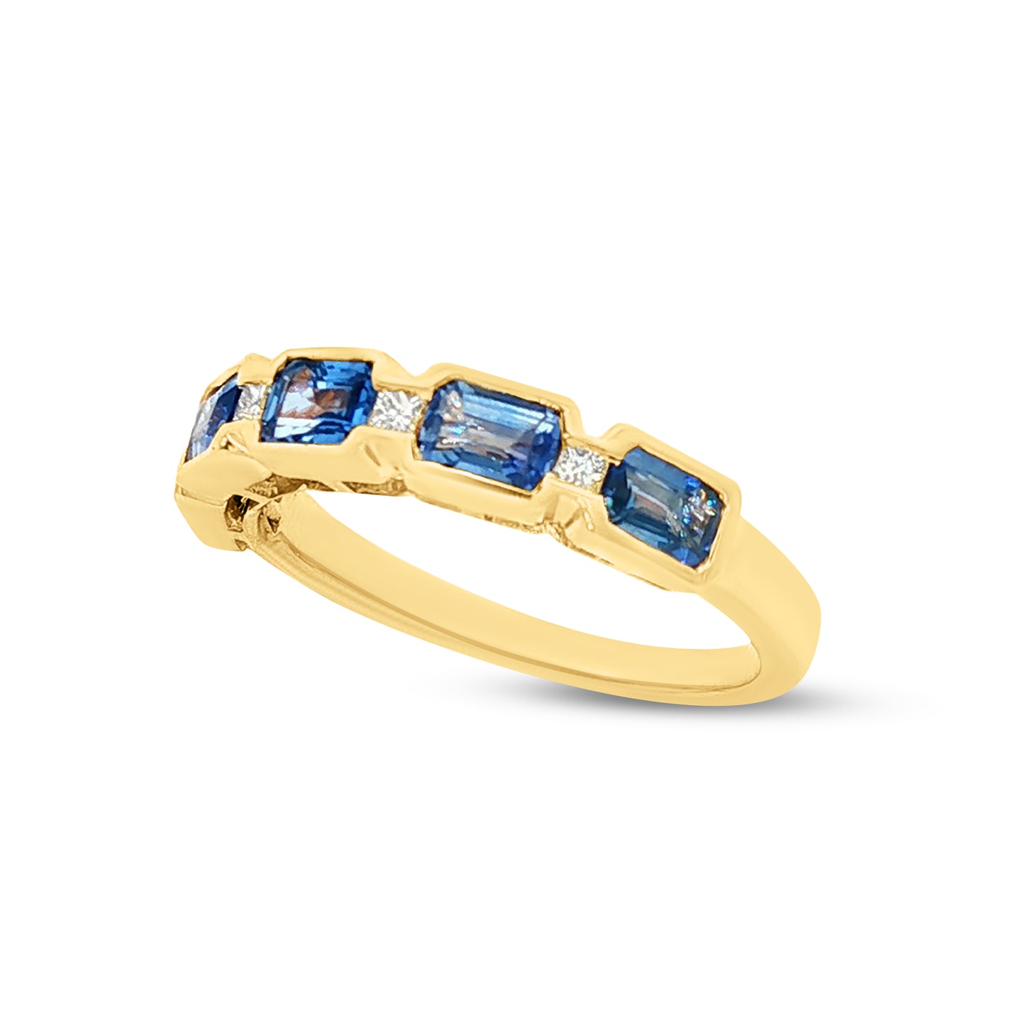 14k ring with 5 sapphires 1.45ct & 4 princess cut diamonds 0.10ct
