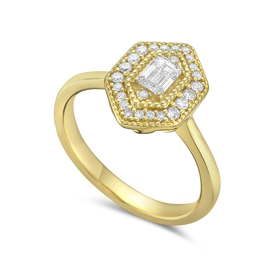 14k marquise shape ring with 1 emerald cut diamond 0.31ct & 24 round diamonds 0.18ct tw 0.49ct