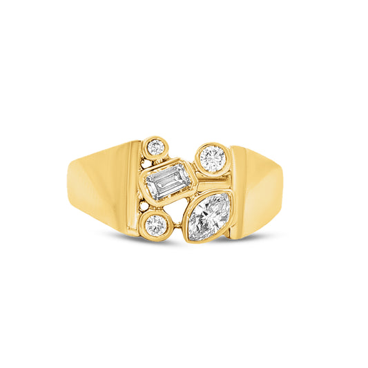 14ky ring with 3 round diamonds 0.125ct, 1 marquise .20ct & 1 emerald cut 0.20ct t.w. 0.52ct