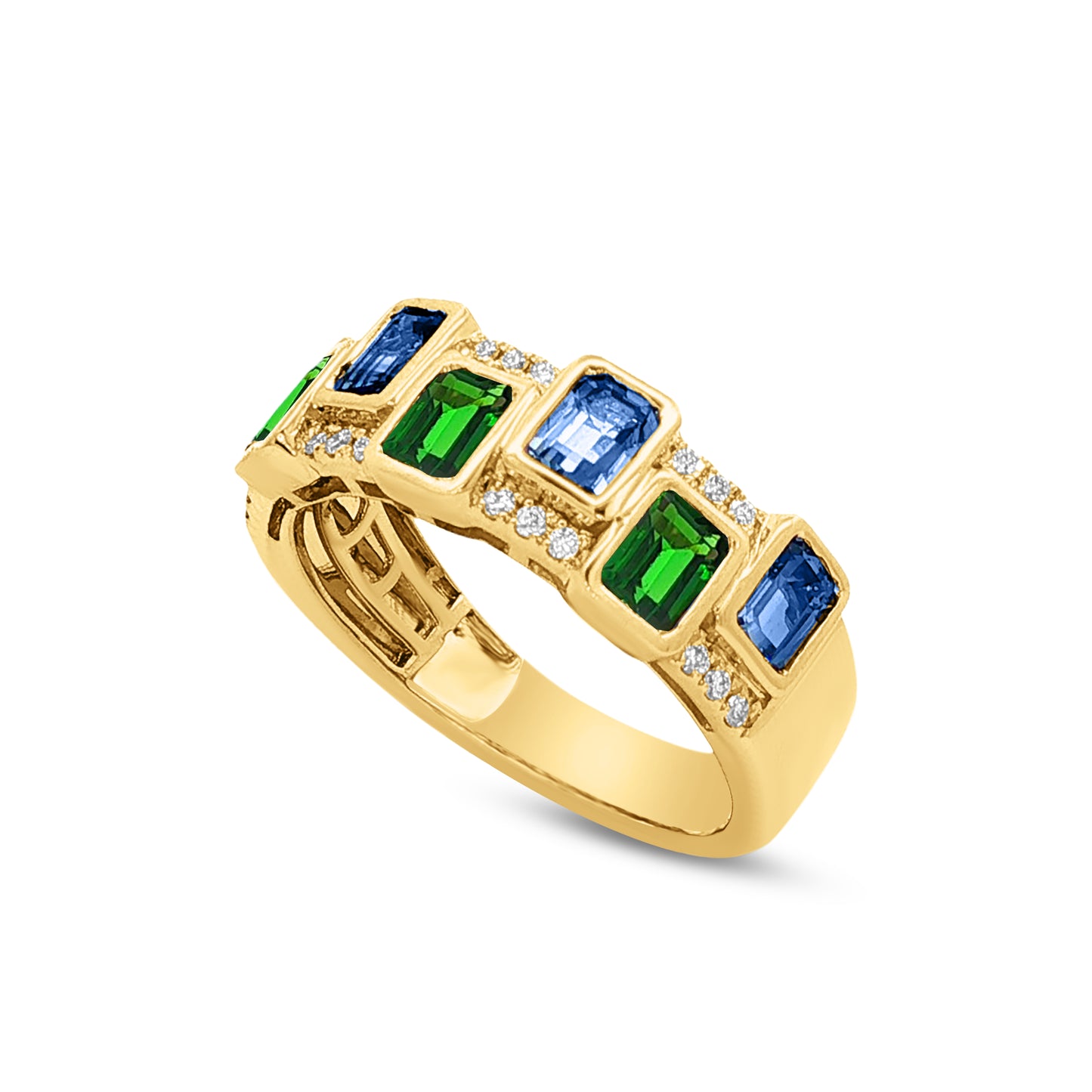 14k ring with 4 sapphires 1.60ct, 3 green garnet 0.60ct & 21 diamonds 0.11ct