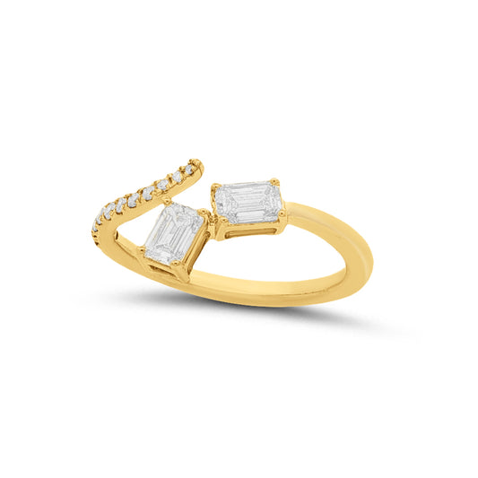 14KY 21mm Diamond ring with13 diamonds totaling 0.69ct