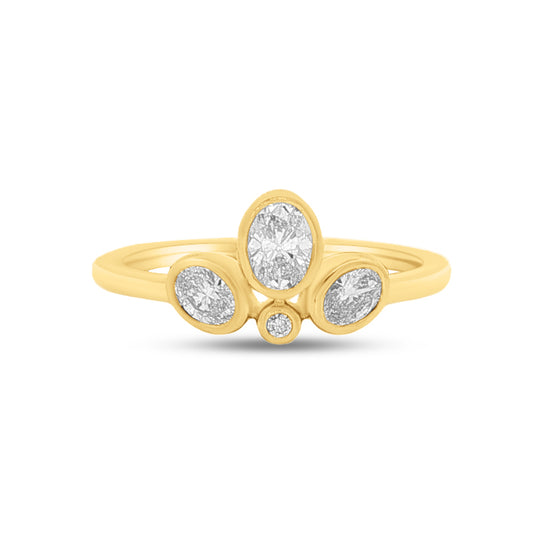 14 KW 21mm Ring with 2 oval diamonds 0.54ct and 1 round diamond 0.01ct totaling 0.55ct