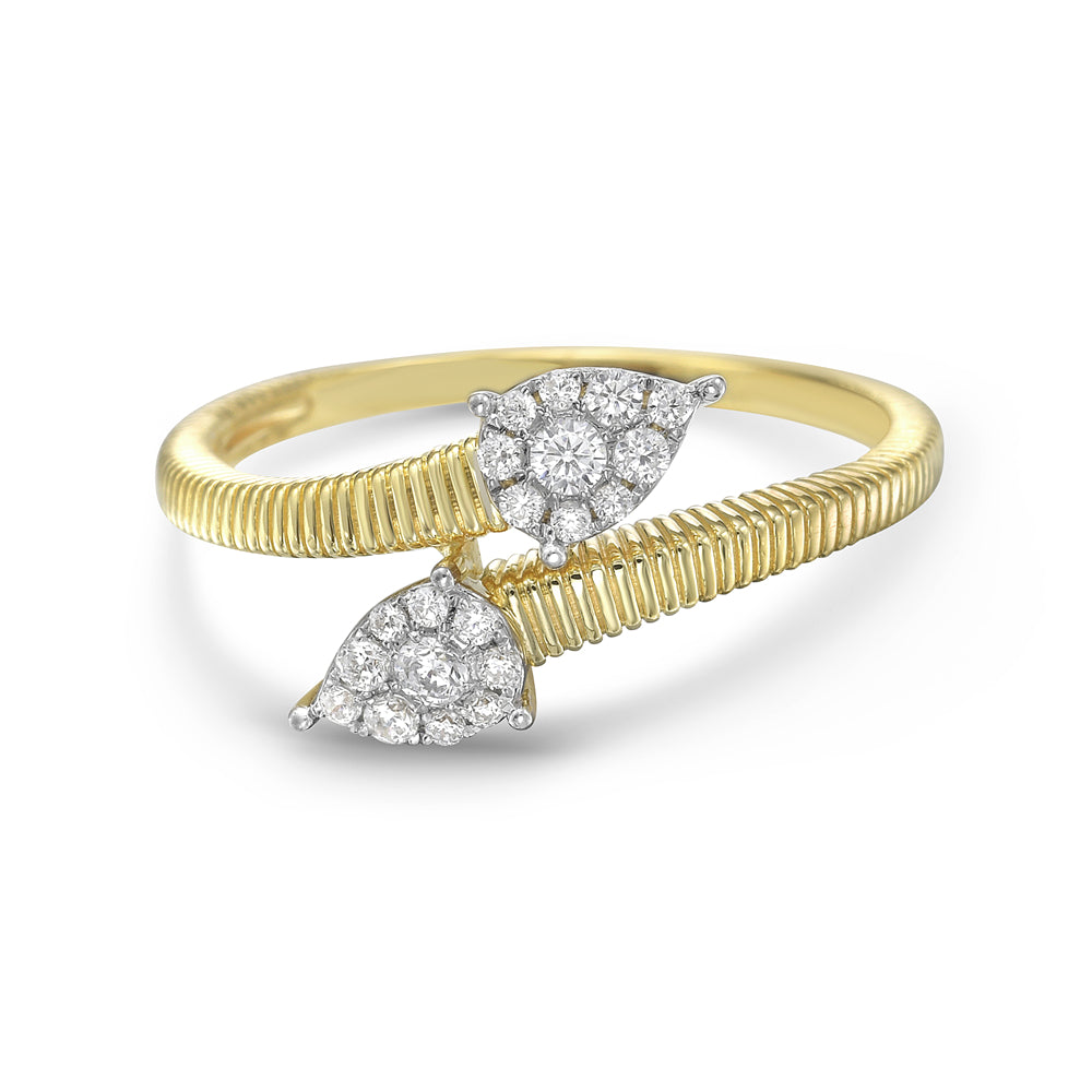 14KY ring with 20 diamonds 0.19ct tw 5.5