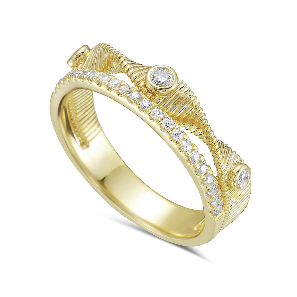 14KY striped twist ring with 25 round diamonds 0.22ct tw 5.5