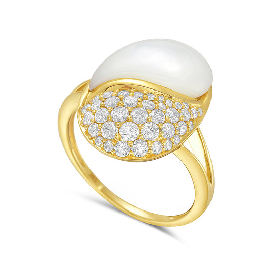 "Creme de la Creme" Ring in Mother of Pearl & Diamonds in 14K Gold 4.0