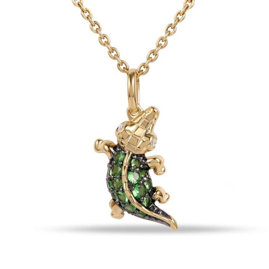 14KY 1/2 INCH X 1/4 INCH ALLIGATOR PENDANT WITH 15 GREEN GARNETS 0.26C & DIAMOND EYES 0.02CT ON 18INCHES CABLE CHAIN