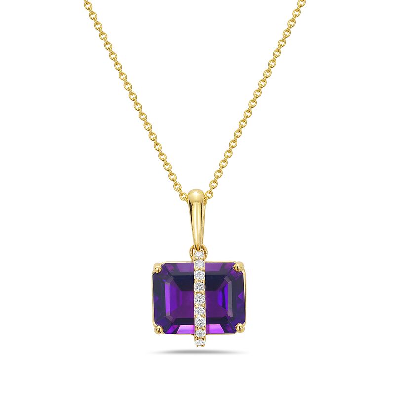 14k 9x7mm rectangular pendant with 9 diamonds 0.05ct & ec amethyst 2.50ct on 18 inches chain 4.3