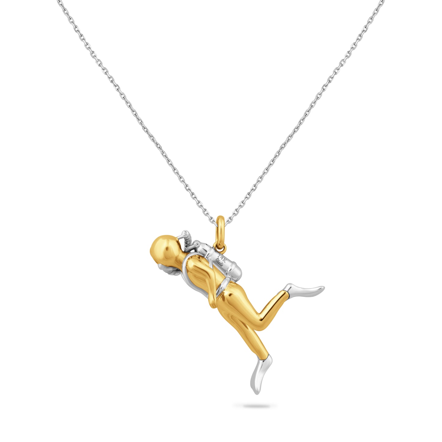 14K TT SCUBA DIVER PENDANT WITH 11 DIAMONDS 0.036CT ON 18 INCHES CABLE CHAIN